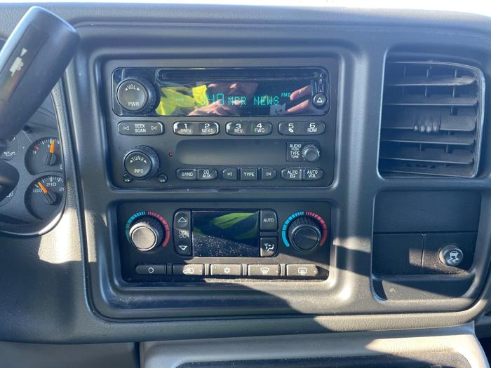 2006 gmc yukon-xl sl-1500-4wd with 260584 miles for sale near fridley, minnesota 9ce7926591044821bdb6ba1b40ba0767.jpeg