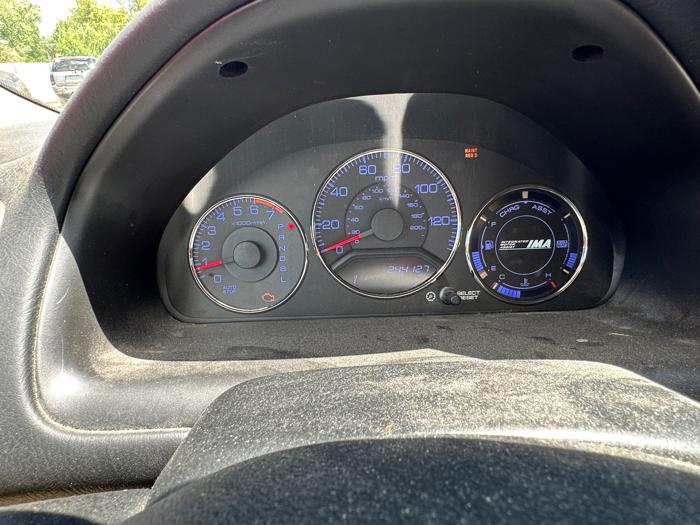 2004 honda civic-hybrid sedan-with-cvt with 244128 miles for sale near elk-river, minnesota 9cea656d0e55465a85071c24d937020b.jpeg