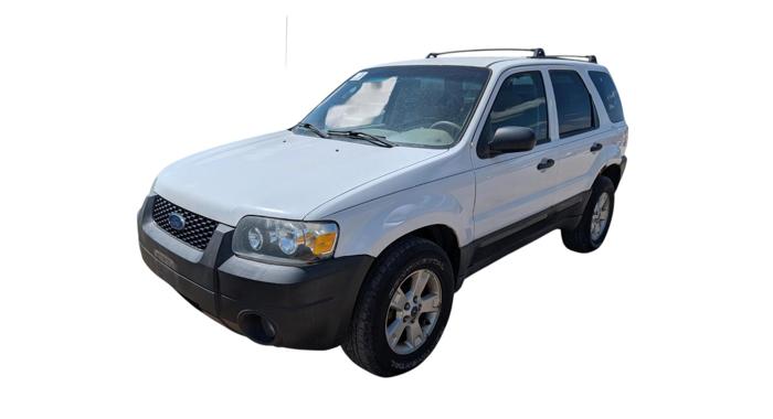 2005 ford escape xlt-4wd with 181896 miles for sale near elk-river, minnesota 9cede90687854457ad44f4aab4762f4c.jpg