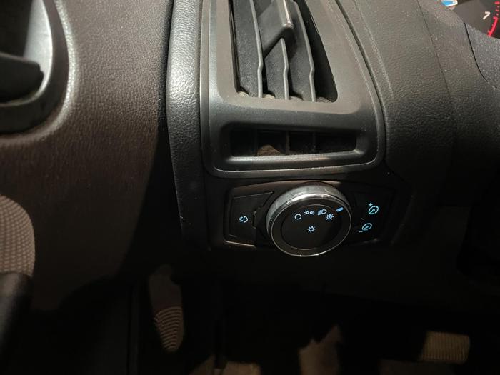 2012 ford focus se with 187609 miles for sale near elk-river, minnesota 9cf7b282f0c2447b860c4b56eea52b8c.jpg
