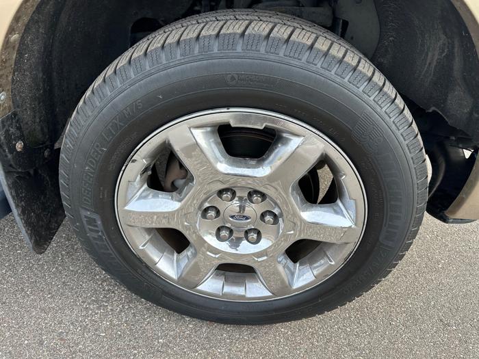 2014 ford f-150 fx4-supercrew-5.5-ft.-bed-4wd with 139746 miles for sale near burnsville, minnesota 9cf93ee0aabe41359802be62fcae9ff9.jpeg