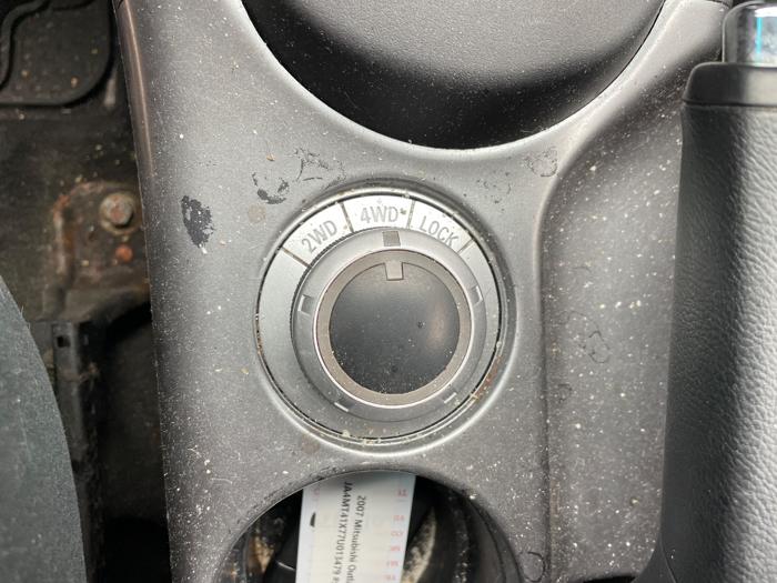 2007 mitsubishi outlander xls-4wd with 170169 miles for sale near elk-river, minnesota 9d0ebd27ad96420480349ce713fc01a4.jpeg