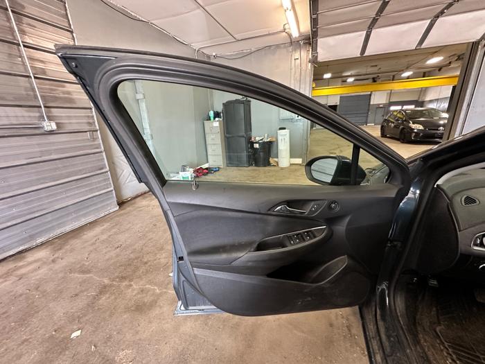 2017 chevrolet cruze lt-auto-hatchback with 84214 miles for sale near elk-river, minnesota 9d1b485a6fa64461b3978d95a94077bd.jpeg