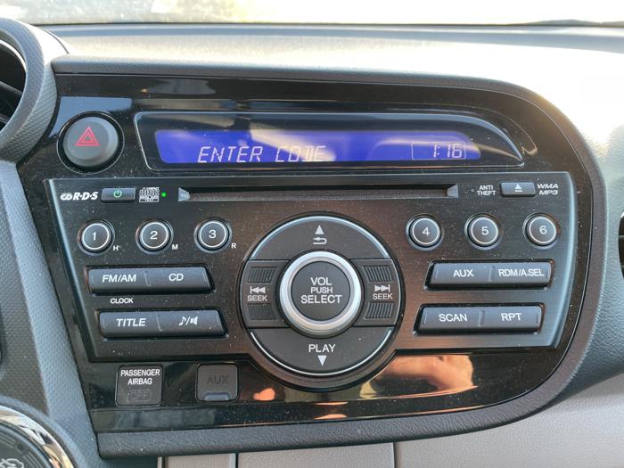 2012 honda insight ex-with-navigation with 18509 miles for sale near elk-river, minnesota 9d1d44c0e2bc48a383e2b4f2b421e32d.jpeg