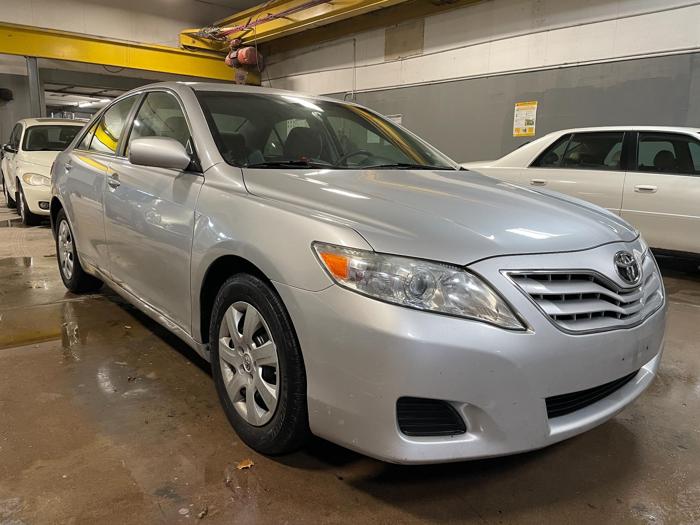 2010 toyota camry with 91072 miles for sale near elk-river, minnesota 9d5edde28d604d5fab1ee61b32e54991.jpg