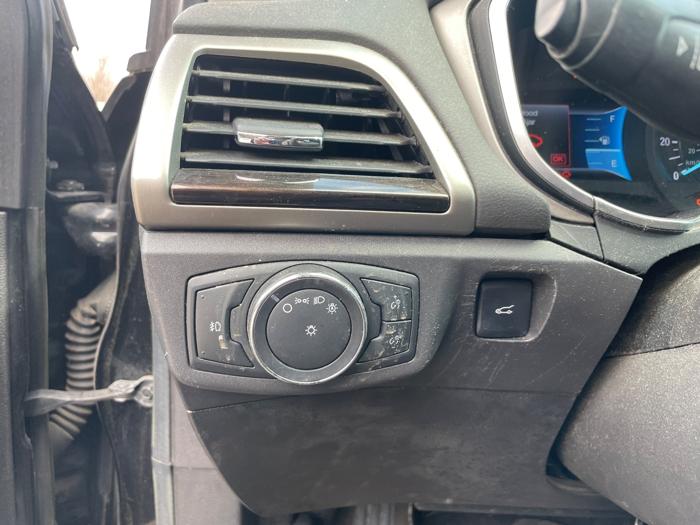 2014 ford fusion se with 111353 miles for sale near elk-river, minnesota 9d60727eb68b4dafa32ef99d93abfdcb.jpeg