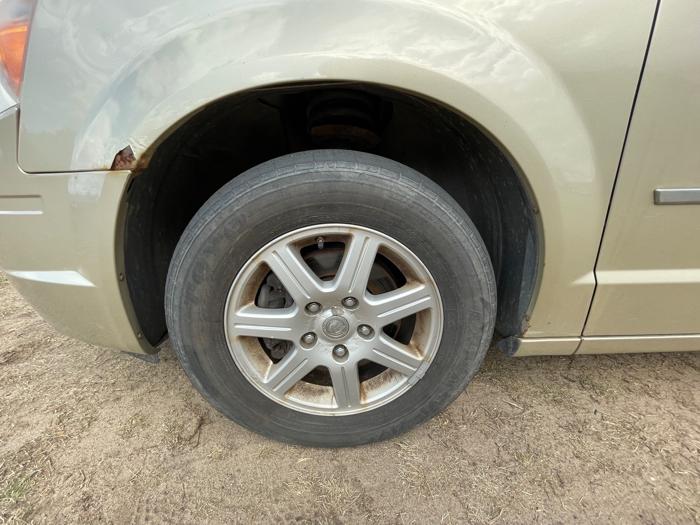 2010 chrysler town-&-country touring with 240153 miles for sale near rice, minnesota 9d64aaf4c9bd4ac29c6f47d73bb910c9.jpeg