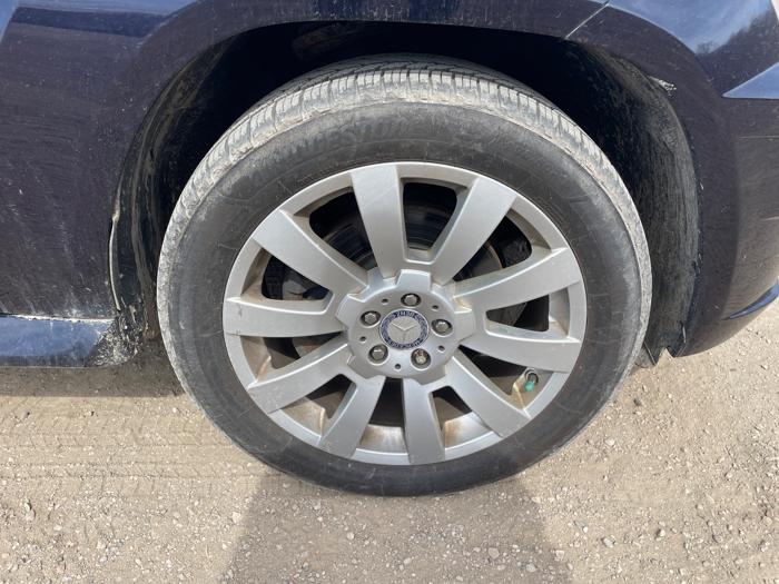 2010 mercedes-benz glk-class glk350-4matic with 139019 miles for sale near jordan, minnesota 9d6b8f9491014ae8a80d1c10fc963567.jpeg