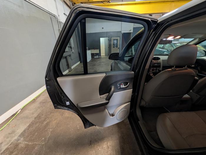 2004 saturn vue awd-v6 with 160072 miles for sale near elk-river, minnesota 9d7b3caa46394ae4833f570d09af2f4b.jpg