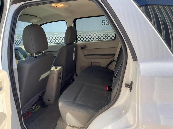 2011 ford escape xls with 113303 miles for sale near elk-river, minnesota 9da7f2ae15d54feebb37bddc41e50630.jpg