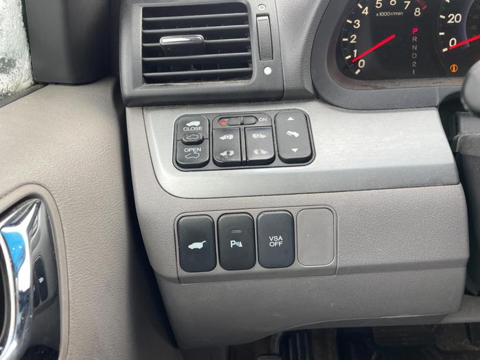 2008 honda odyssey touring with 258066 miles for sale near elk-river, minnesota 9daf645633a34600b709529f621a81c7.jpg