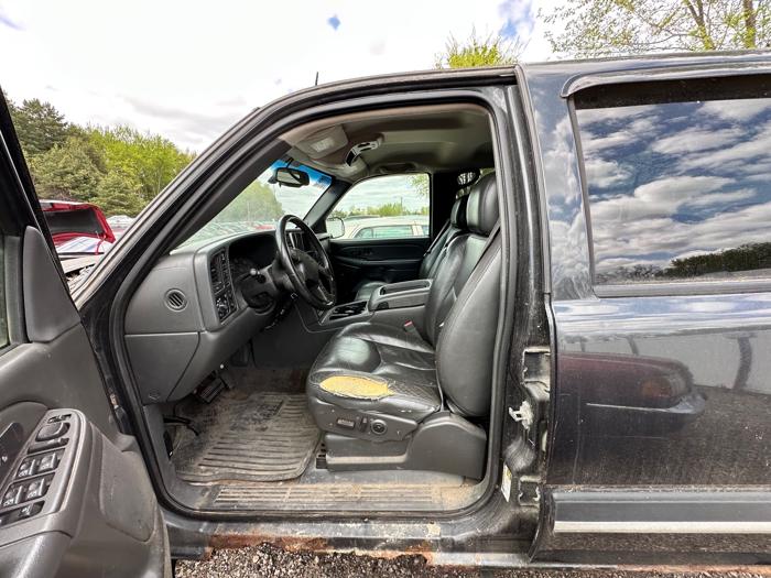 2004 chevrolet silverado-2500hd work-truck-crew-cab-short-bed-4wd with 219246 miles for sale near elk-river, minnesota 9db0500e6fbd46ce9b7d93ca06cd35bd.jpeg