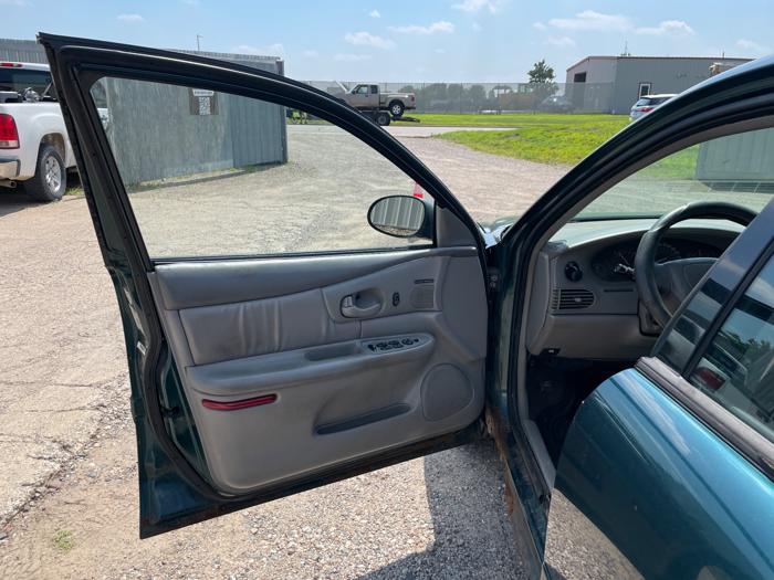 1999 buick century custom with 143151 miles for sale near elk-river, minnesota 9dc93a77aebc4884977ce4320e351568.jpeg