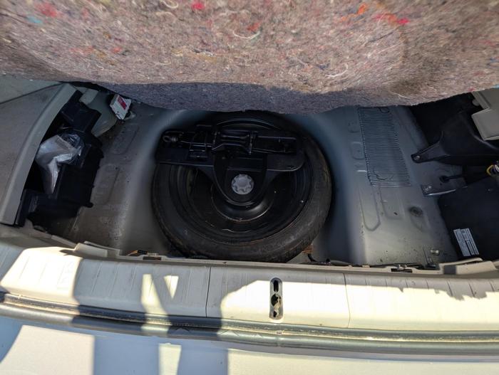 2006 toyota prius 4-door-liftback with 256025 miles for sale near elk-river, minnesota 9de0a6a0cb29403f8de11d319550ac76.jpg