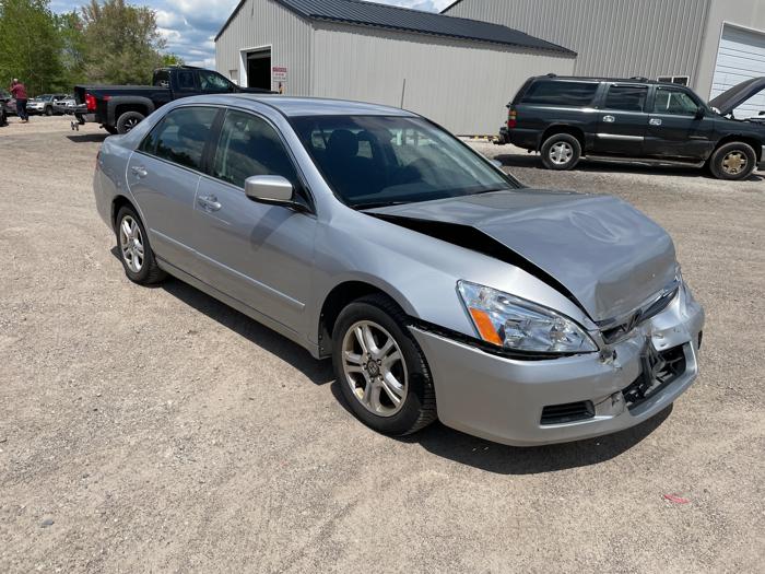 2006 honda accord lx-se-sedan-at with 136652 miles for sale near elk-river, minnesota 9e1d1ff1fd764516832e722d55aa21c1.jpeg