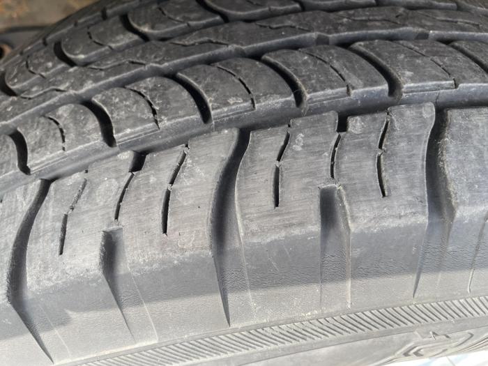 2009 ford escape limited-4wd-v6 with 193045 miles for sale near elk-river, minnesota 9e9b98a61714426e8206e6fdc049b346.jpg