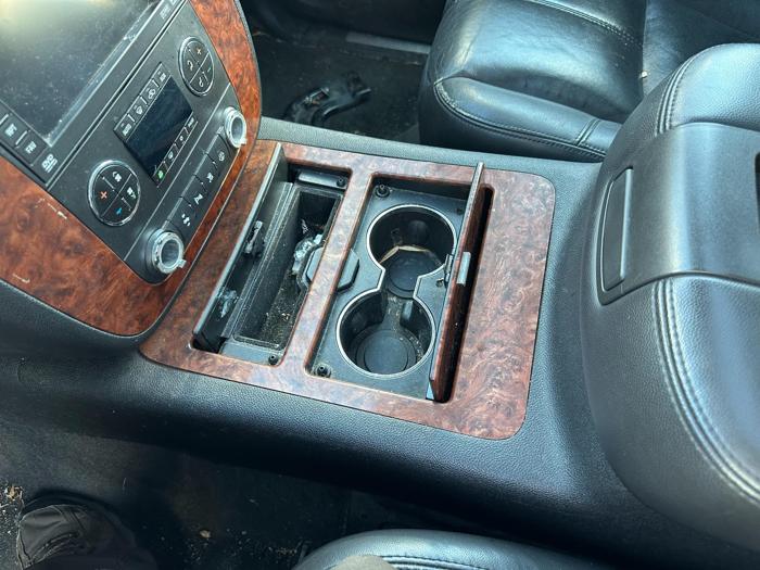 2007 chevrolet suburban lt1-1500-4wd with 252948 miles for sale near elk-river, minnesota 9f09224c1b4d44e6a7dc3a0c606dd81a.jpg