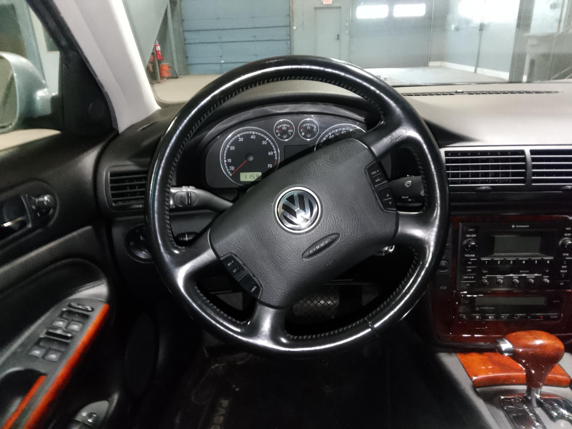 2003 volkswagen passat glx with 117120 miles for sale near elk-river, minnesota 9f30fc90e2d4457e9fa3906645ecef17.jpg
