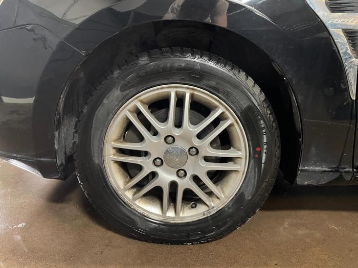 2008 ford focus se with 153948 miles for sale near elk-river, minnesota 9f6ada69c2d14375bcf59fea522241c8.jpg