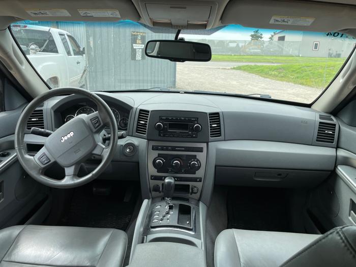 2007 jeep grand-cherokee laredo-4wd with 158571 miles for sale near elk-river, minnesota 9f8cc811760f4da6be978569de55097a.jpeg