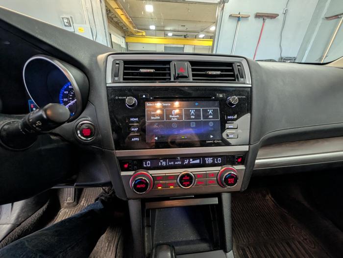 2017 subaru outback 3.6r-touring with 165726 miles for sale near elk-river, minnesota 9fb41eb942254970b0227eaae835c4d8.jpg