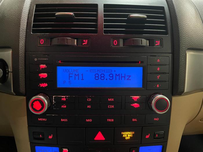2006 volkswagen touareg with 203118 miles for sale near elk-river, minnesota 9fdb6b3648354da3b2fca70bc033dca4.jpg