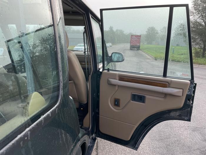 1996 land-rover discovery sd with 97394 miles for sale near elk-river, minnesota 9ff077f677e64436a150791dd946526f.jpeg
