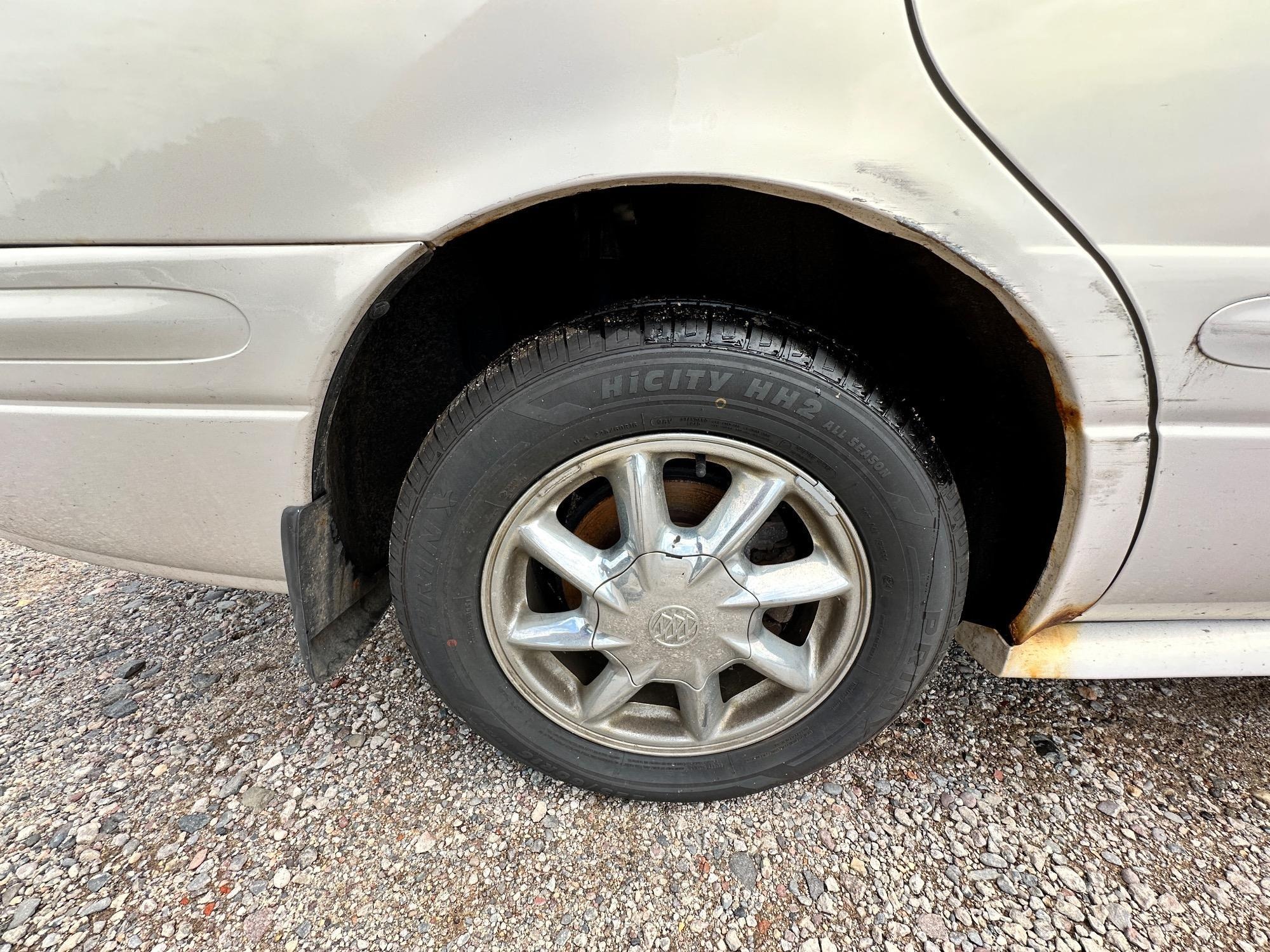 2004 buick lesabre limited with 167327 miles for sale near elk-river, minnesota 9ff6a2e366bb43f280467c626accce13.jpeg