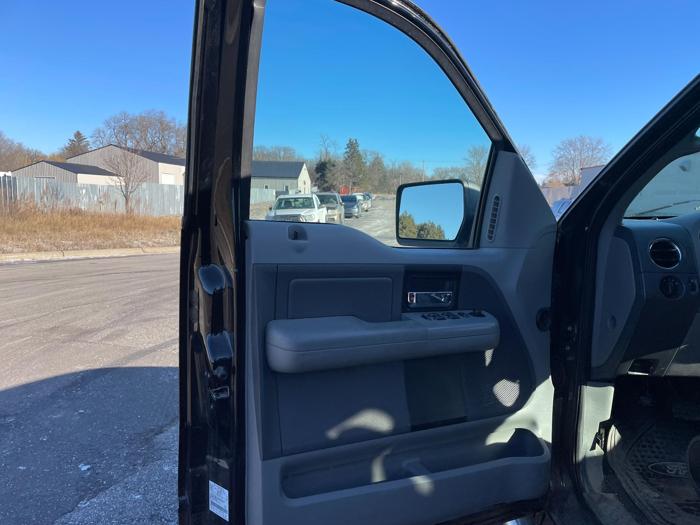 2006 ford f-150 xlt with 186735 miles for sale near elk-river, minnesota a0158d48e95a45248317a2e877669697.jpg