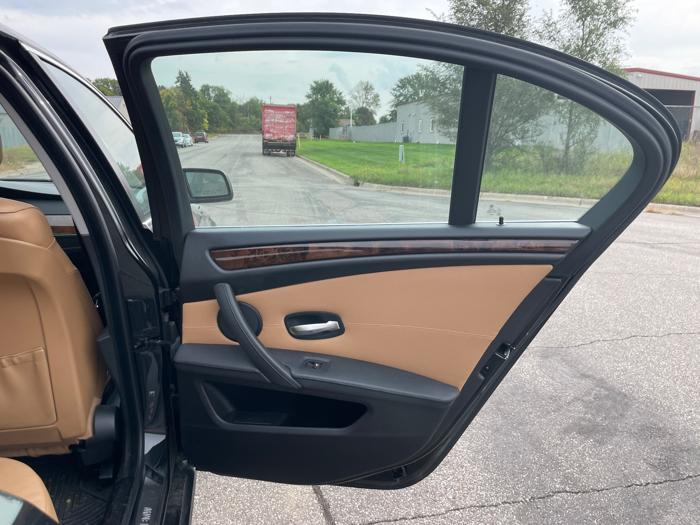 2010 bmw 5-series 528xi with 230936 miles for sale near elk-river, minnesota a01d005189124fab92cade2a1bf1a6c7.jpeg