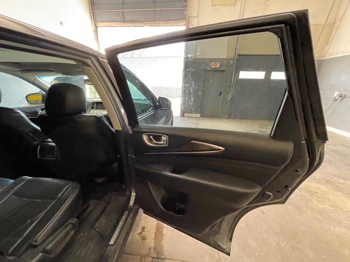 2015 infiniti qx60 base-awd with 129314 miles for sale near elk-river, minnesota a01f09457efc4a4a8b418d828bf4560c.jpeg