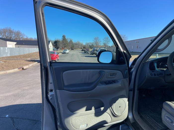 2005 toyota sequoia limited with 267290 miles for sale near elk-river, minnesota a01fdc1a880d412a89decaa54ad45775.jpg