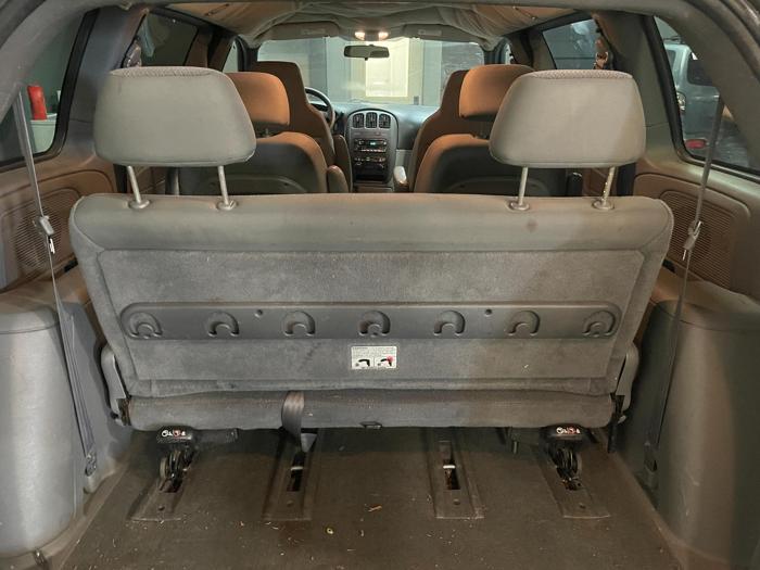 2004 Dodge Caravan