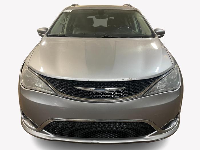 2017 chrysler pacifica touring-l with 146565 miles for sale near elk-river, minnesota a0435500baee4296a9a5c8aa34e05d05.jpg