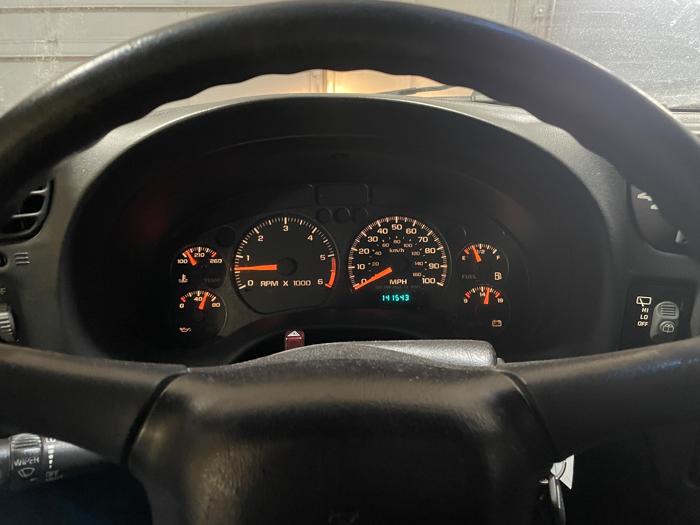 2002 chevrolet blazer 2-door-4wd-ls with 141544 miles for sale near elk-river, minnesota a0974af873f74c5a9179bede191780c5.jpeg