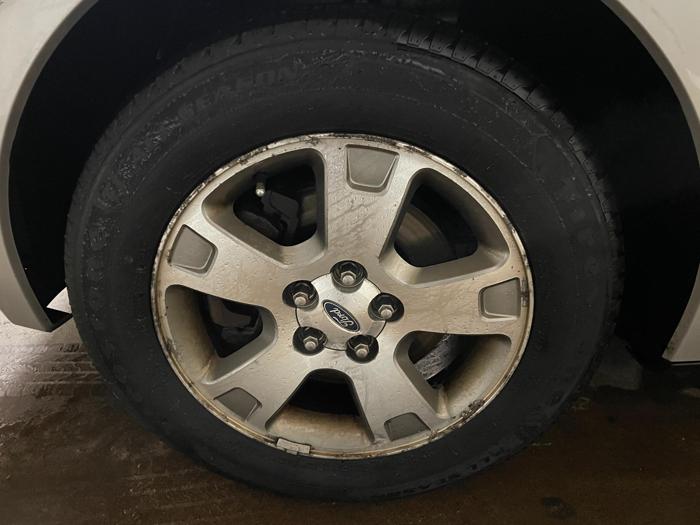2006 ford freestyle limited with 145331 miles for sale near elk-river, minnesota a0b0a92312a64e6da7c51eaff962774d.jpg