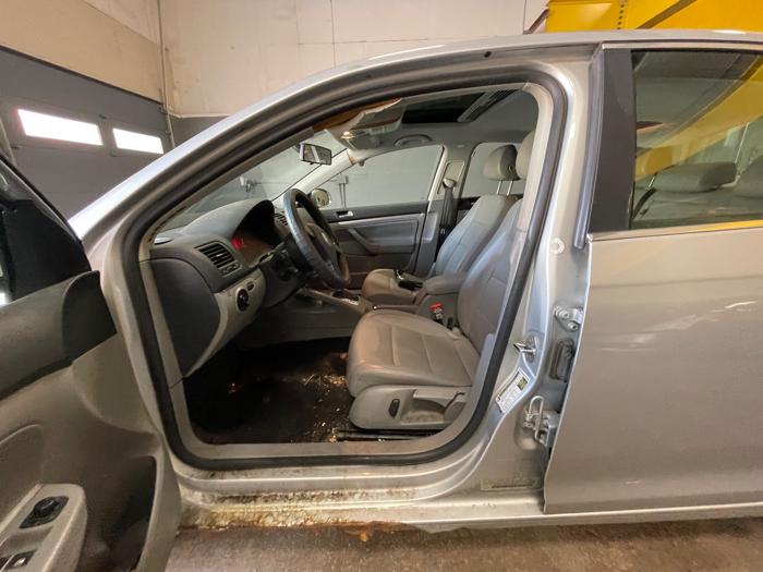 2007 volkswagen jetta 2.5l with 207061 miles for sale near elk-river, minnesota a0c165d3c1f141ba960e70c502e93eb2.jpeg