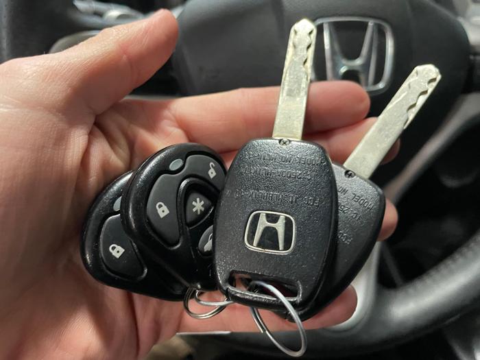 2011 honda fit sport with 332747 miles for sale near elk-river, minnesota a0de94c8601a4c76a309298d985855a5.jpg