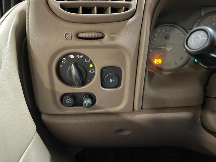 2004 Buick Rainier