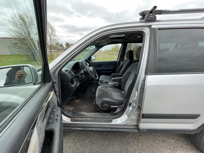 2004 honda cr-v ex-4wd-at with 172296 miles for sale near elk-river, minnesota a0f8b00a239b4673a1b3c965a4391ae4.jpeg