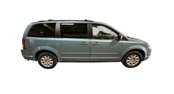 2010 chrysler town-&-country lx with 126535 miles for sale near elk-river, minnesota a0fd81590d174954a07b8ad34614df10.jpg