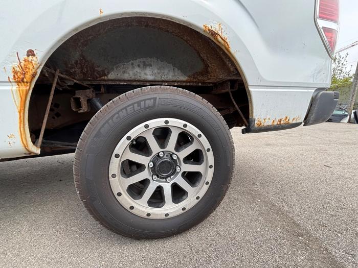 2009 ford f-150 stx-6.5-ft.-bed-4wd with 61990 miles for sale near rochester, minnesota a11fd7248fe84768beb1aa64bb1c8686.jpeg