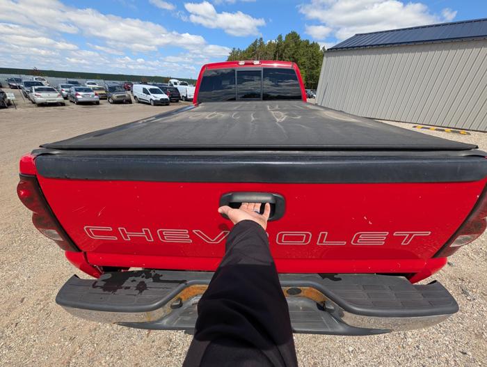 2005 chevrolet silverado-2500hd work-truck-crew-cab-short-bed-4wd with 743212 miles for sale near elk-river, minnesota a17361ffffc24ef3a08af3be91eeb567.jpg
