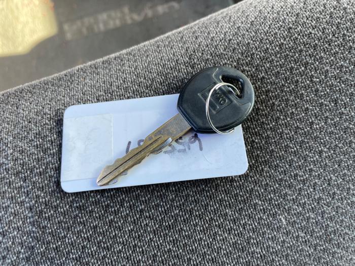 2002 dodge caravan se with 302965 miles for sale near elk-river, minnesota a1e8a574a40543bba6d969d739959bb8.jpeg