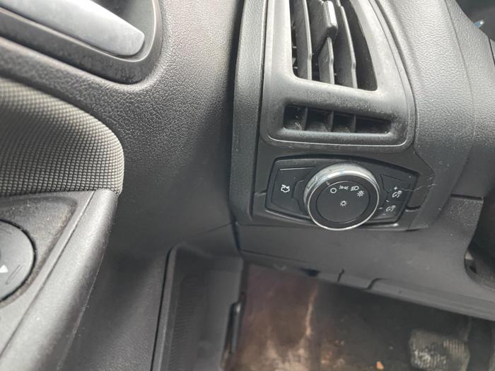 2014 ford focus se with 194197 miles for sale near elk-river, minnesota a1ec3f91f156402999cbd8c0199ed9ee.jpg