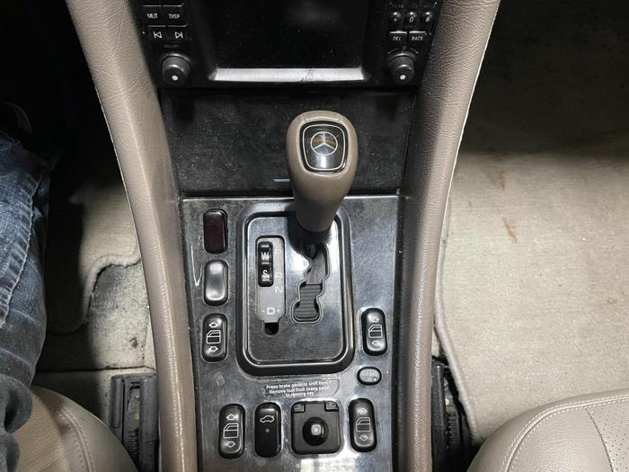 2000 Mercedes-Benz CLK-Class