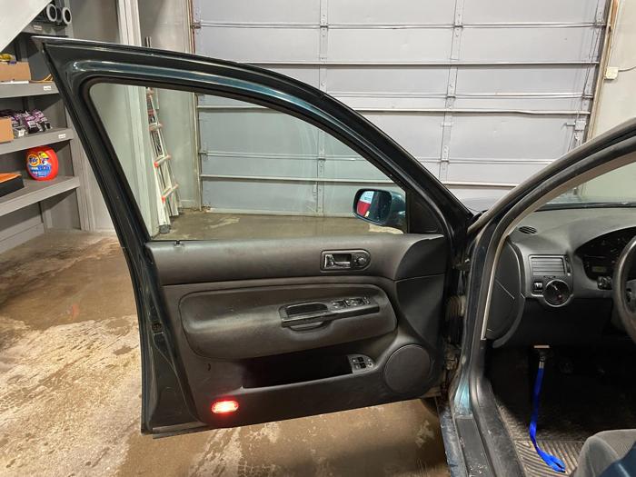2002 volkswagen jetta gls-tdi with 132689 miles for sale near elk-river, minnesota a222ddb5e6214998a7cbbf5826e9b612.jpg