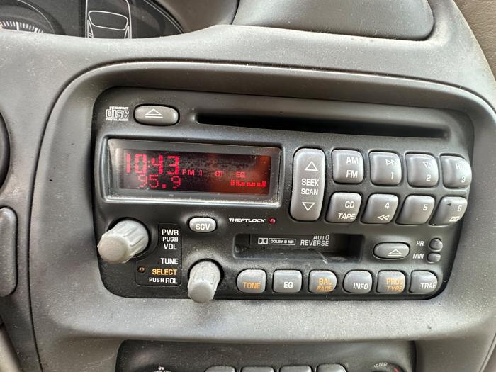 2001 pontiac bonneville se with 155771 miles for sale near elk-river, minnesota a224b7eb504b4ae9af93dd6fd7f6fbef.jpeg