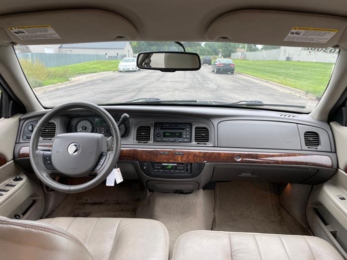 2010 mercury grand-marquis ls with 113562 miles for sale near elk-river, minnesota a23d40dc7bbf4492945ae19bf2250b7c.jpeg