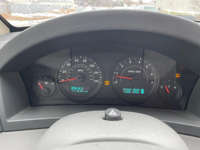 2005 jeep grand-cherokee laredo with 171635 miles for sale near elk-river, minnesota a255594bab5343fcb8f6933f115783ed.jpg